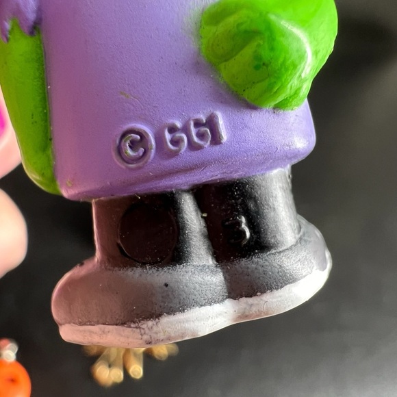 Halloween Mixed Necklace Pendants Lot Of 5 Pumpkin Cat Skeletons Frankenstein - Picture 3 of 6